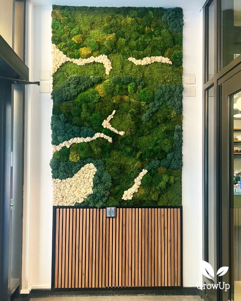 Tall moss wall 