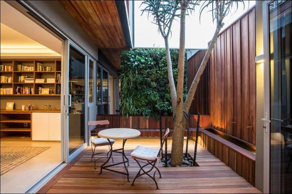 Growup vertical farming | Vertical garden in an entertainment area