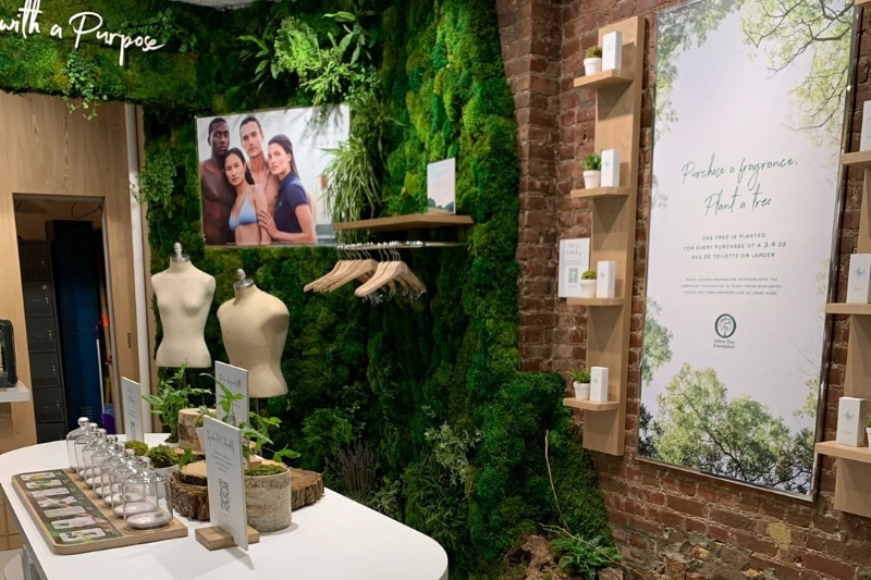 polo ralph lauren pop up store in NYC with preserved moss installation