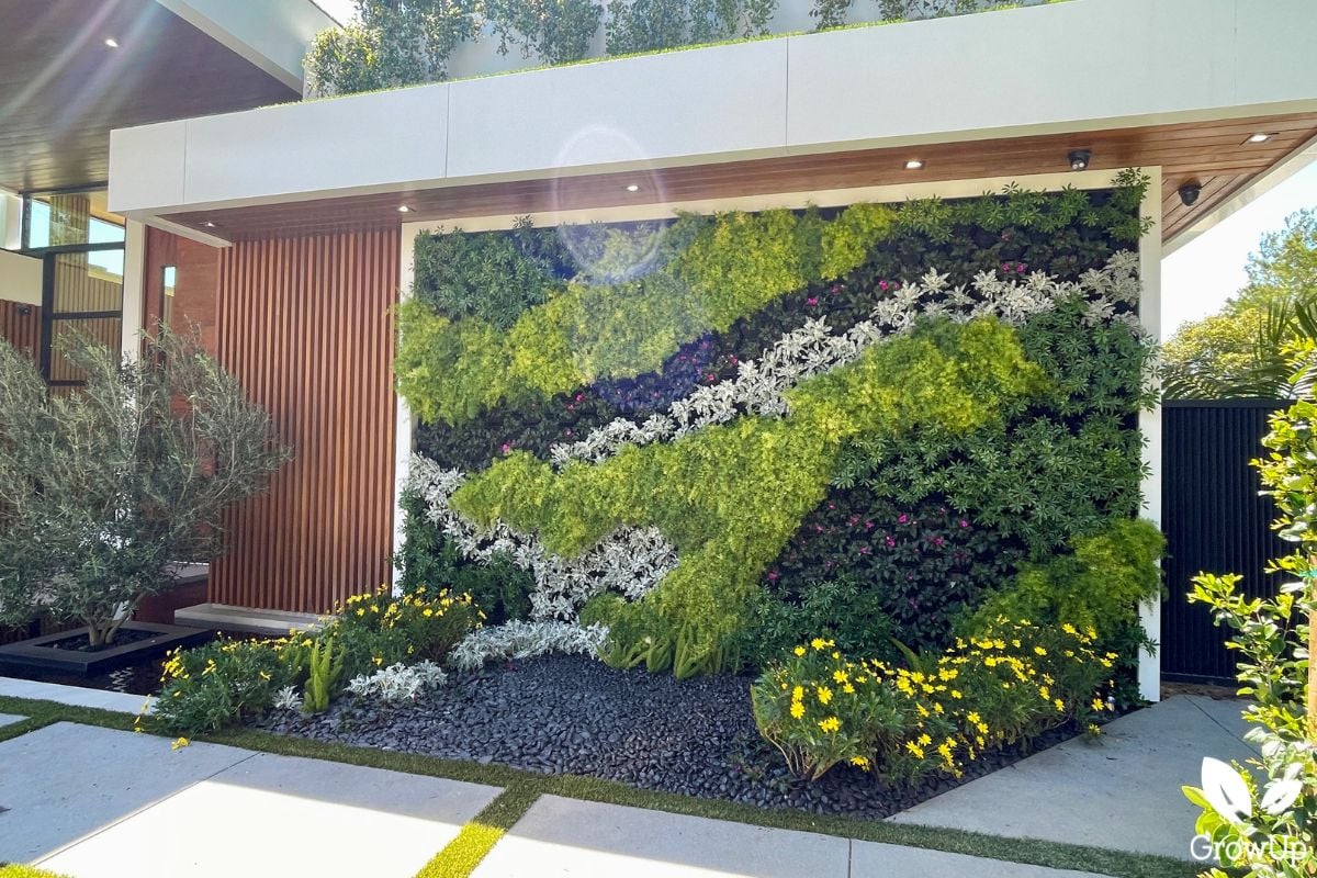 LA New Build plant wall 