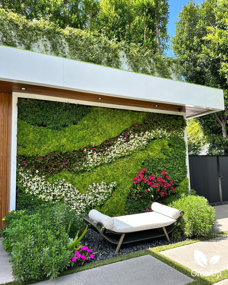 LA New Build outdoor living wall
